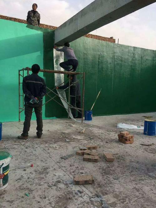 来宾针对老旧车间地面普遍存在的起砂、裂缝问题